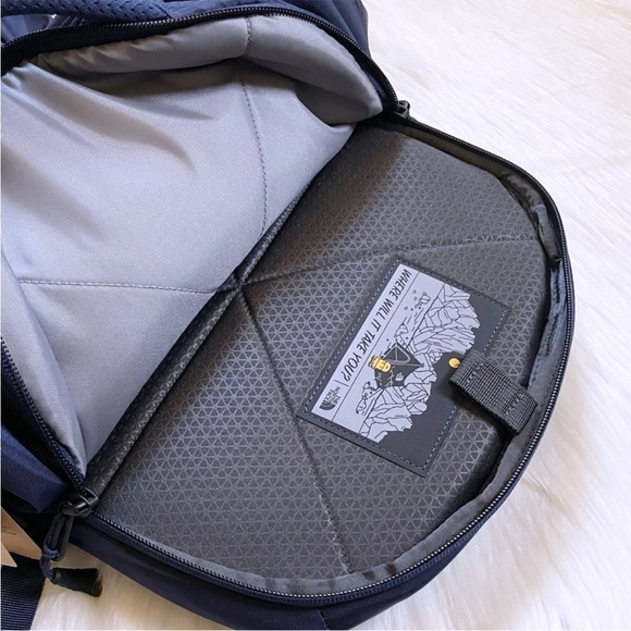 The North Face Unisex Borealis 28 Liter Backpack In Summit Navy - Picture 8 of 9